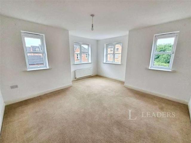 Flat for sale in Wilmorton, East Midlands