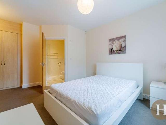 Flat for sale in Harborne, West Midlands