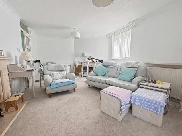 Flat for sale in Wimborne, East Dorset
