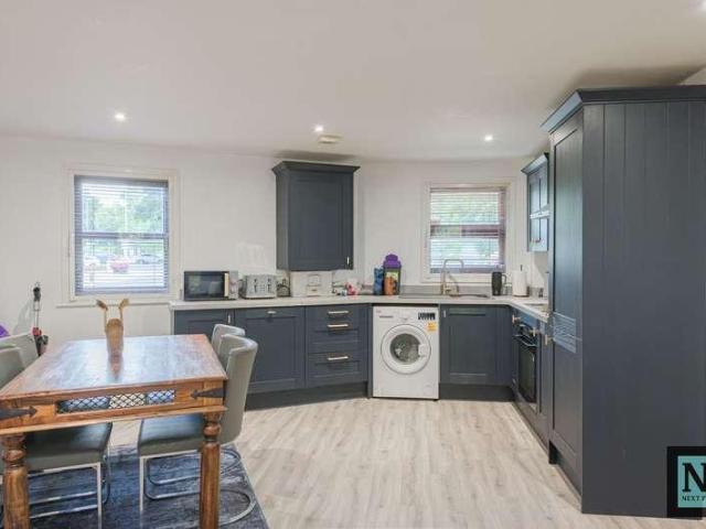 Flat for sale in Leyfields, Kettlebrook