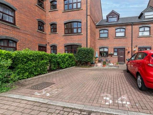Flat for sale in Rossmore, Cheshire