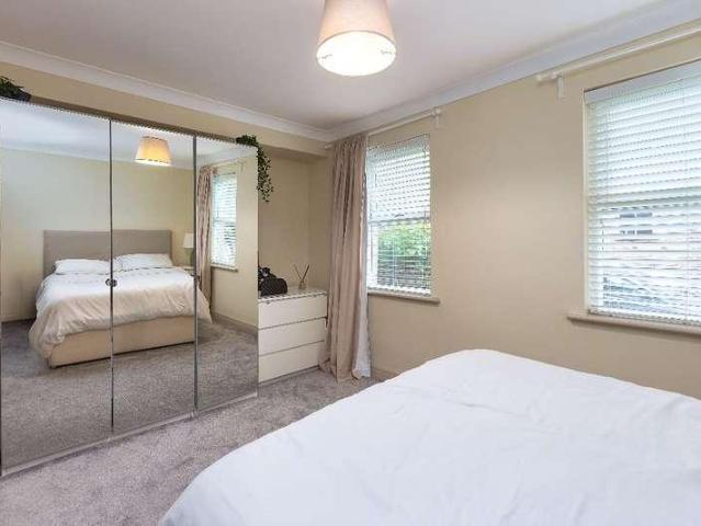 Flat for sale in Moorlands, Bare
