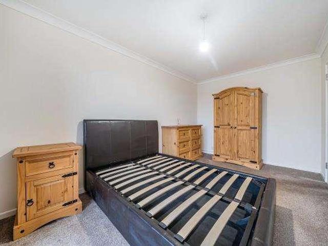 Flat for sale in Dromore, Oxfordshire
