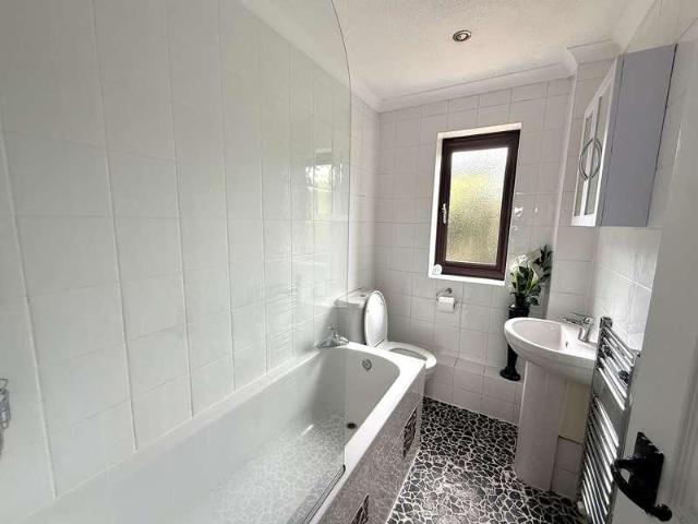 Flat for sale in Bracknell