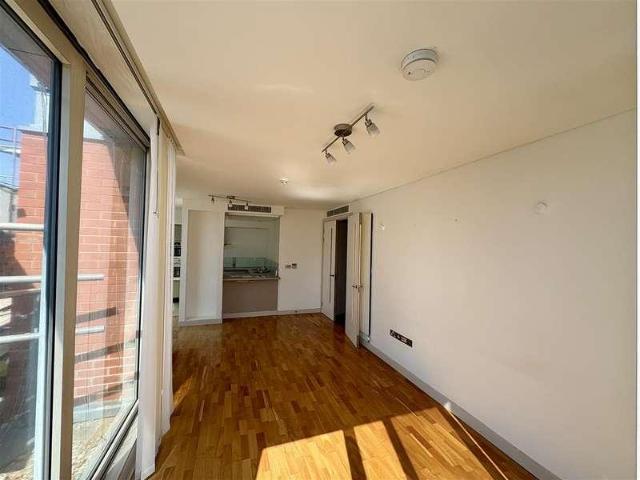 Flat for sale in City Centre, Georgia
