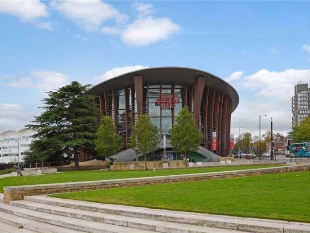 Flat for sale in Walton, Aylesbury