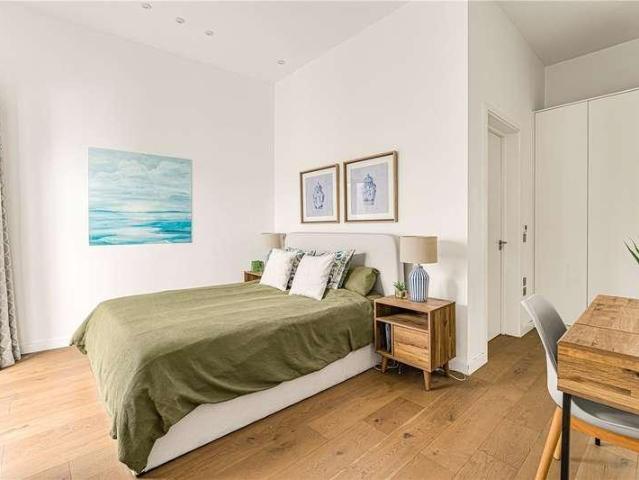 Flat for sale in Parson's Green, Greater London