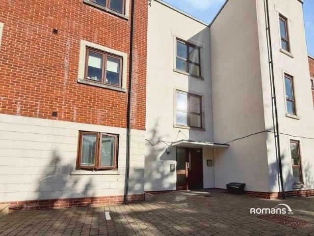 Flat for sale in Rooksdown, Basingstoke and Deane
