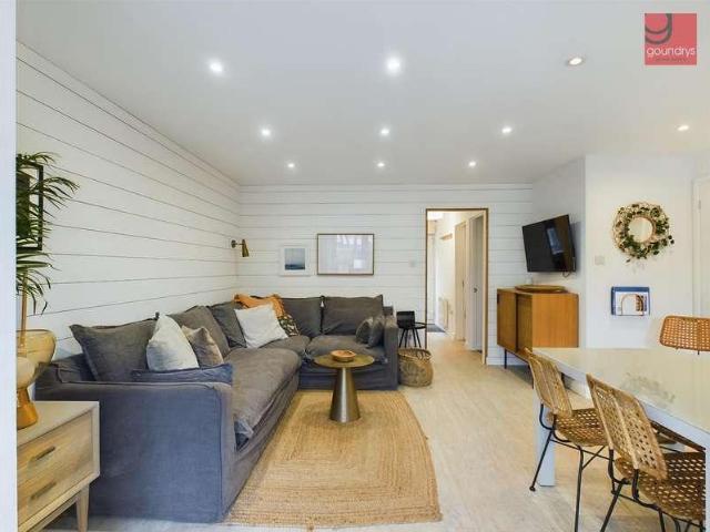 Flat for sale in Porthtowan, Cornwall
