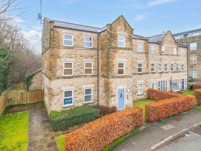 Flat for sale in Addingham, West Yorkshire