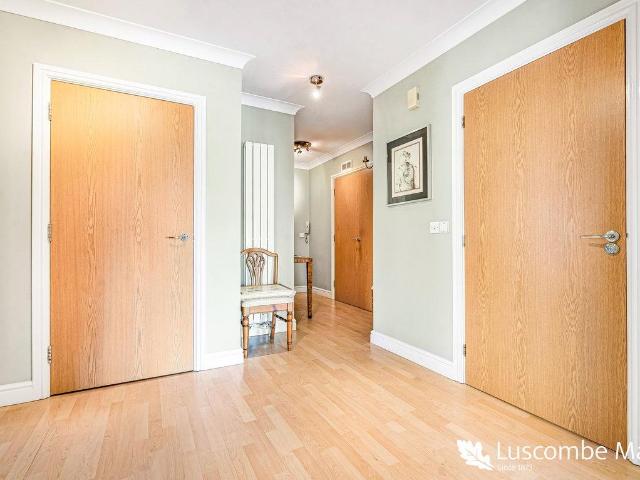 Flat for sale in Strode, Devon