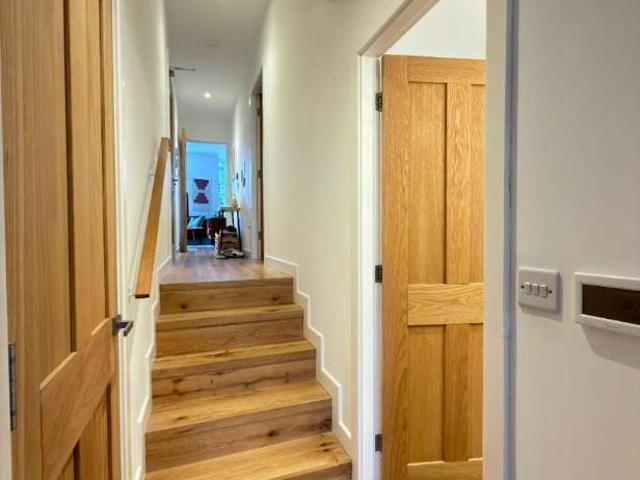 Flat for sale in Georgia, Greater Manchester