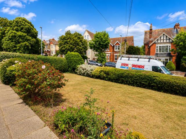 Flat for sale in Old Town, Heathlands
