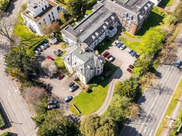Flat for sale in Warden Hill, Cheltenham