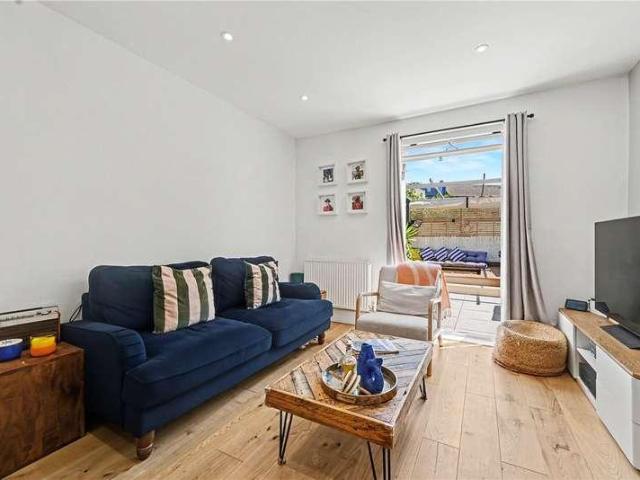 Flat for sale in London Borough of Brent, Greater London