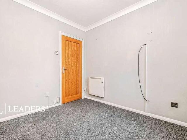 Flat for sale in Worthing, West Sussex