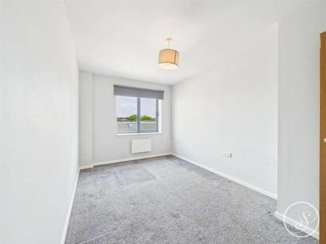 Flat for sale in Leylands, West Yorkshire