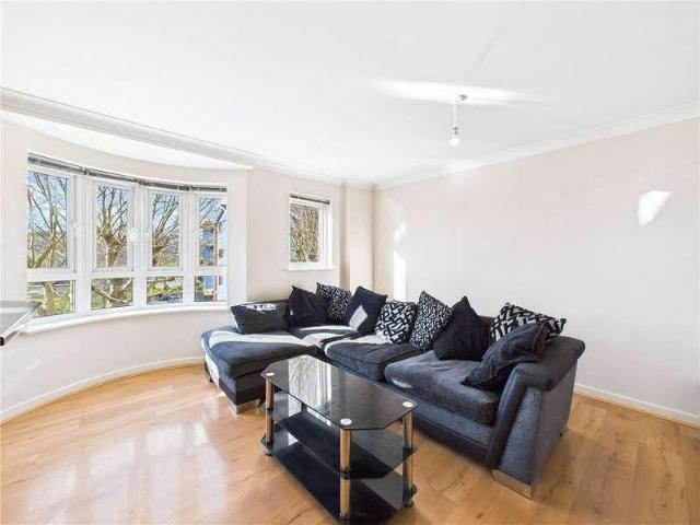 Flat for sale in Watergate, Devon