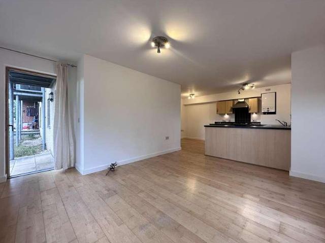 Flat for sale in Thorpe Hamlet, Norwich