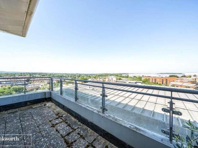 Flat for sale in Priest Down, Hampshire
