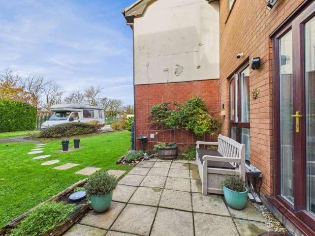 Flat for sale in St Annes, Fylde