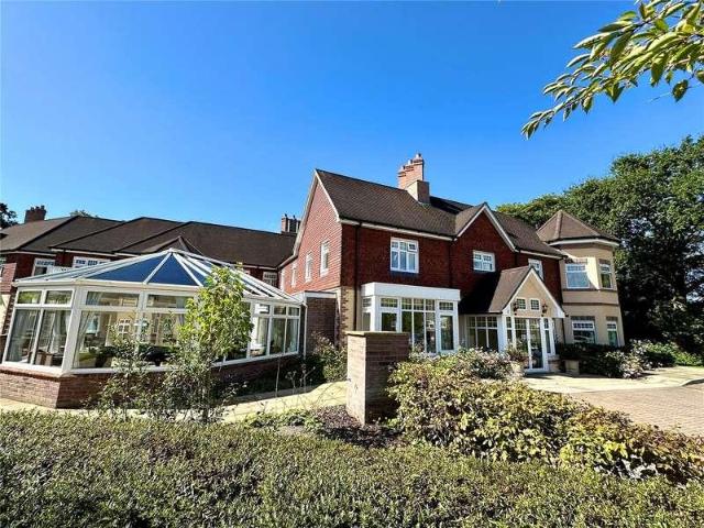 Flat for sale in Avon Castle, St Ives