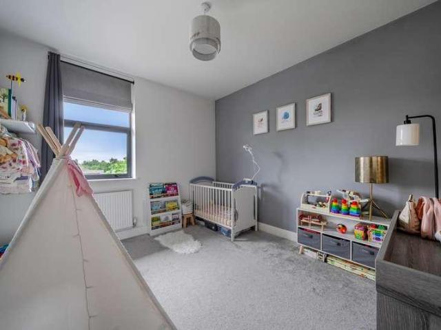 Flat for sale in Old Woking, Woking