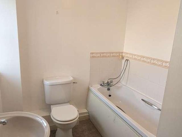 Flat for sale in Wells, Somerset