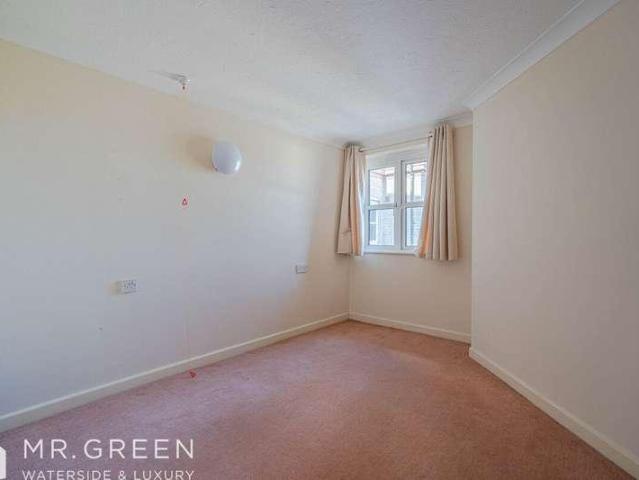 Flat for sale in Wick, Bournemouth