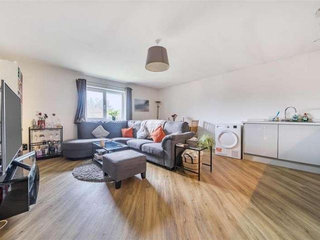 Flat for sale in North Fareham, Fareham