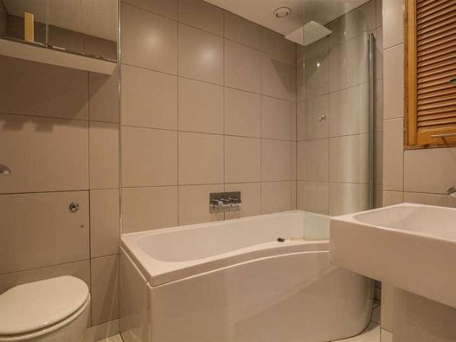 Flat for sale in Penylan, Falcon Lodge