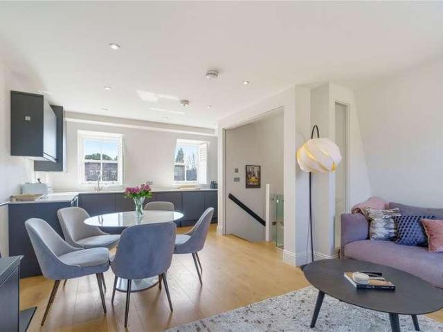 Flat for sale in Windmill Green Estate, Greater London