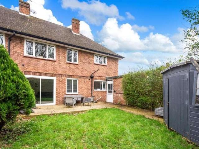 Flat for sale in West Ewell, Ewell