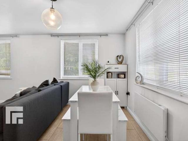 Flat for sale in Newtown, Falcon Lodge