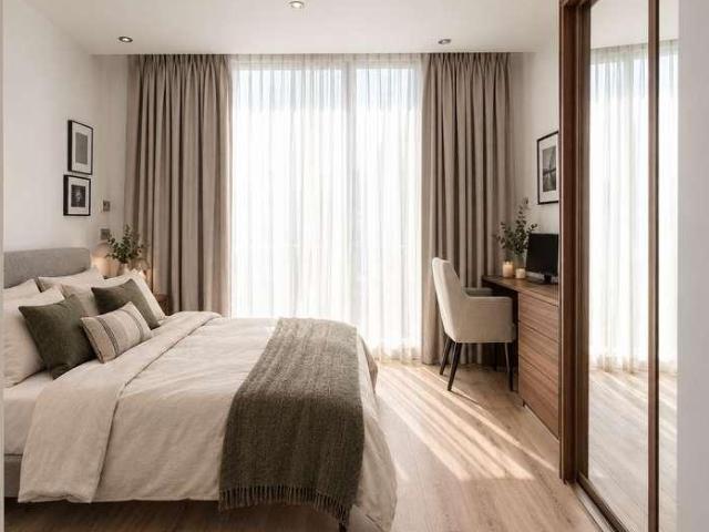 Flat for sale in Kentish Town, Greater London