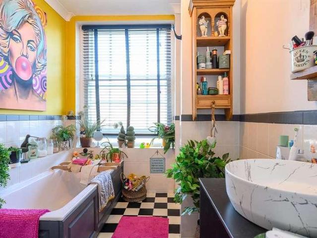 Flat for sale in Coughton, Walford