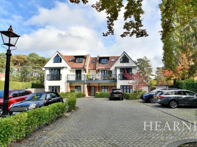 Flat for sale in Parley Cross, West Parley