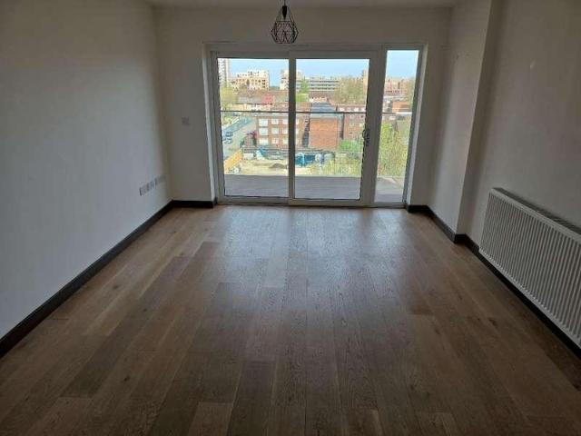 Flat for sale in Roding Riverside, Greater London