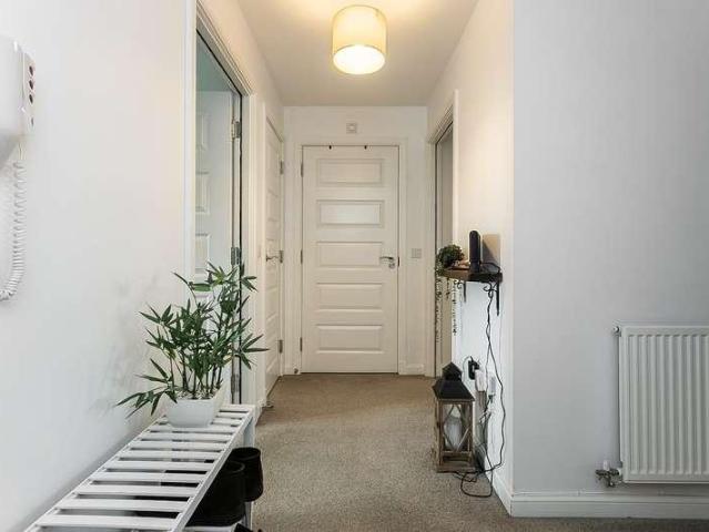 Flat for sale in Alnwickhill, Liberton