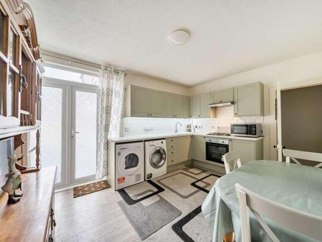 Flat for sale in Clapham, West Sussex
