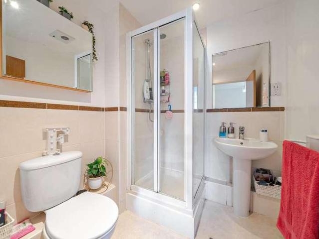 Flat for sale in London Borough of Hillingdon, Greater London