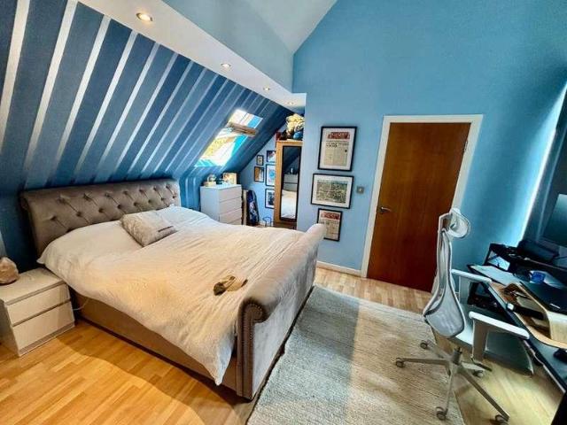 Flat for sale in Georgia, Greater Manchester