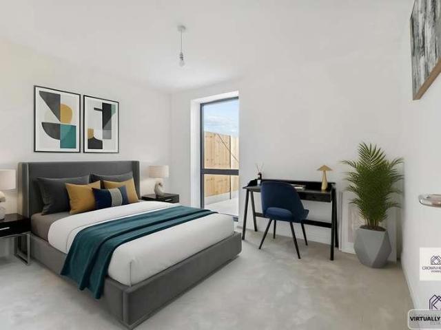 Flat for sale in Wealdstone, Greater London