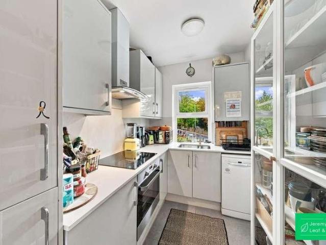 Flat for sale in London Borough of Barnet, Greater London