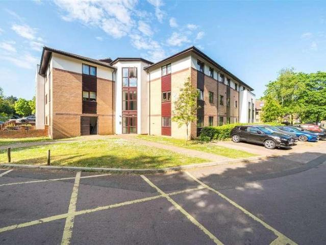 Flat for sale in Fareham, North Fareham