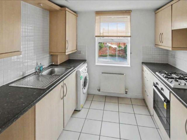 Flat for sale in Caldermill, East Midlands