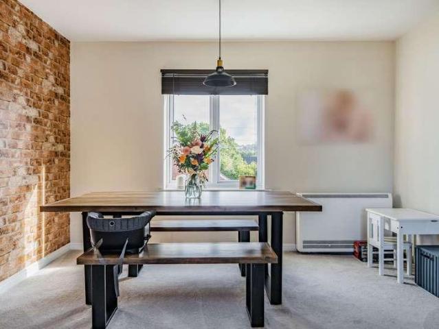Flat for sale in Bristol, Lyde Green