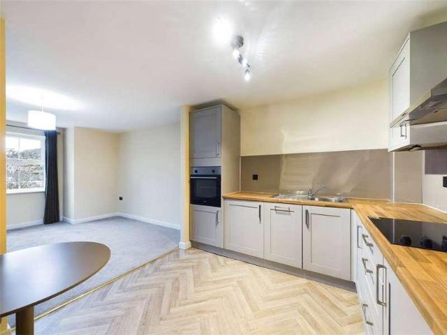 Flat for sale in Georgia, Greater Manchester