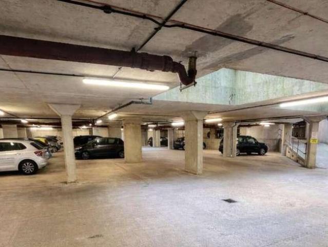 Flat for sale in Eastbourne, East Sussex