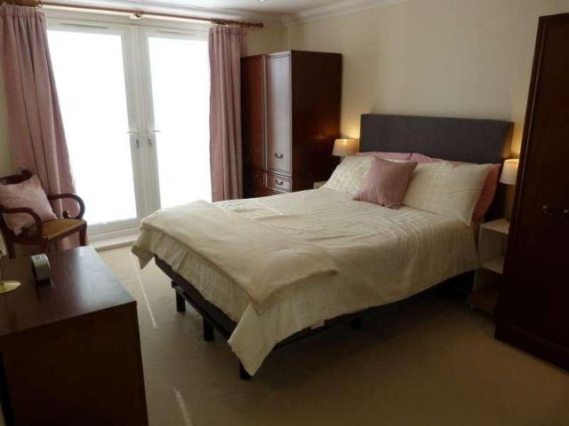 Flat for sale in Dumpton Gap, Acol